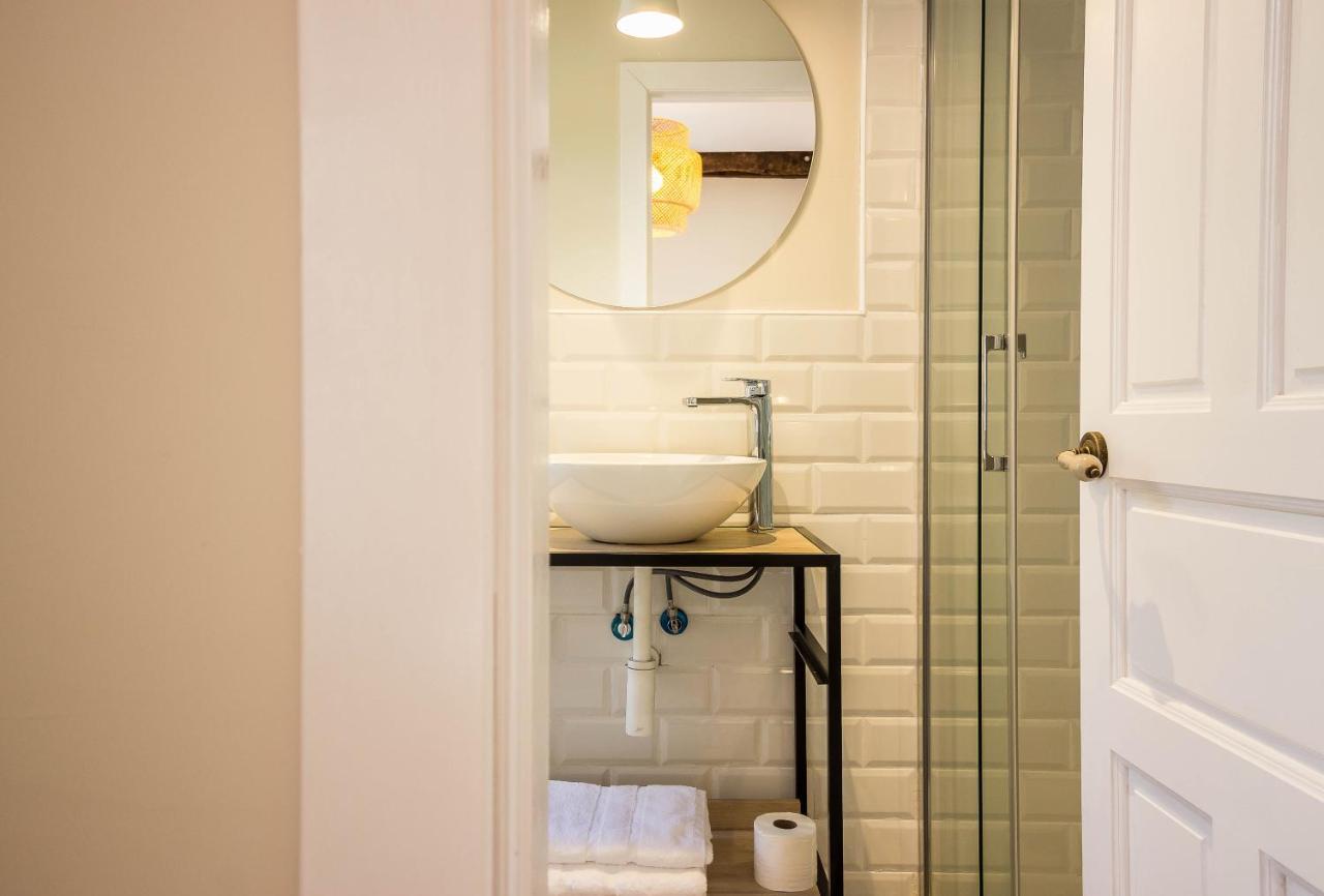 Hostal Lierganes Fluviarium Rooms Buitenkant foto