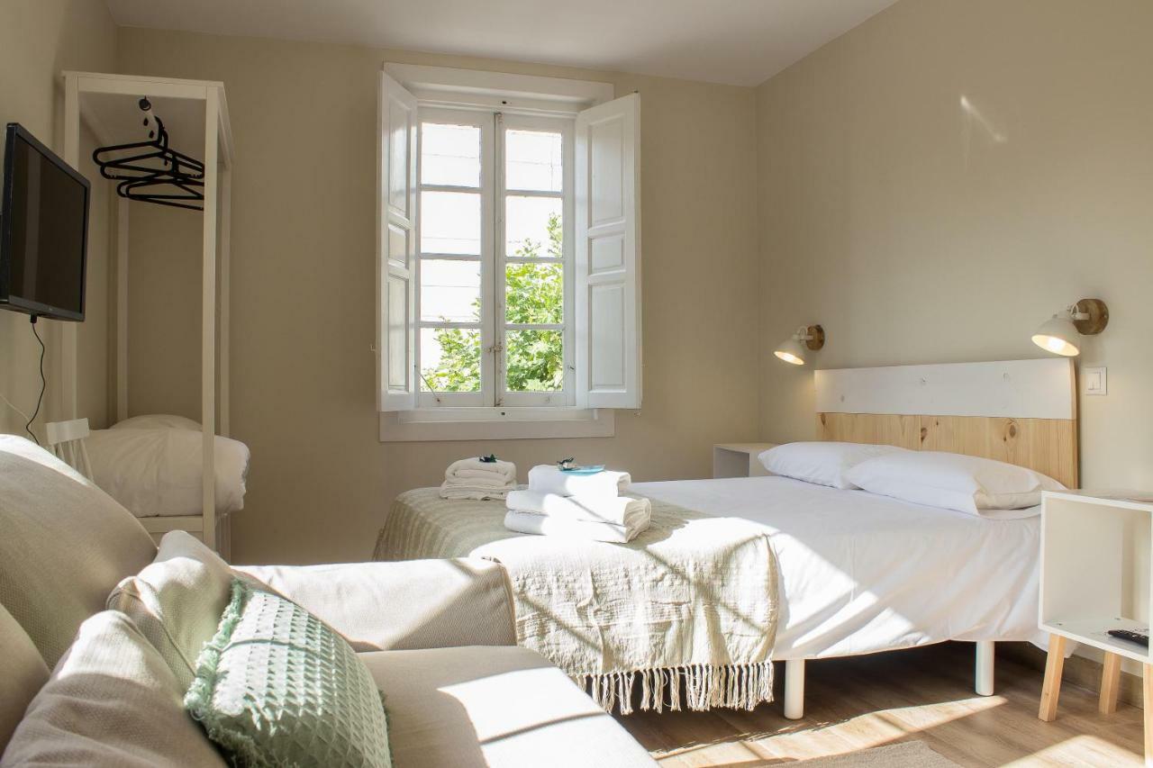 Hostal Lierganes Fluviarium Rooms Buitenkant foto